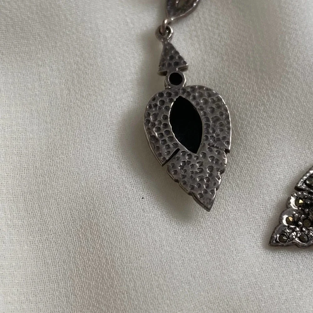VTG Silver Black Almond Gunmetal Dangle Earrings